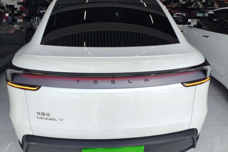 Used Tesla Model Y 2025 Rear-Wheel-Drive Version Rear