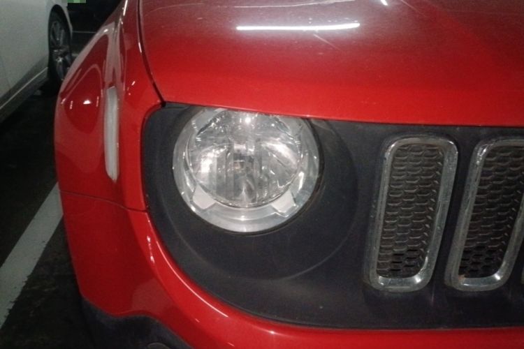 Used Jeep Renegade 2017 180T Manual Kinetic Edition Right Front Headlight