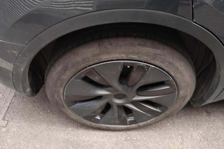 Used Tesla Model Y 2024 Rear-Wheel-Drive Version
