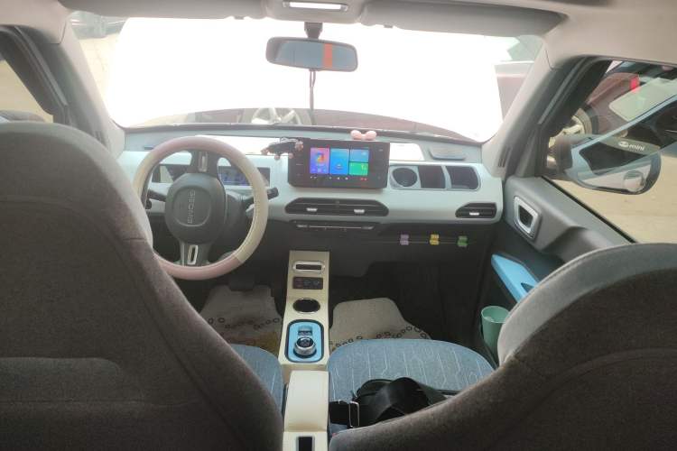 Used Geely Galaxy Panda 2023 Panda Mini 200km Dynamic Bear
