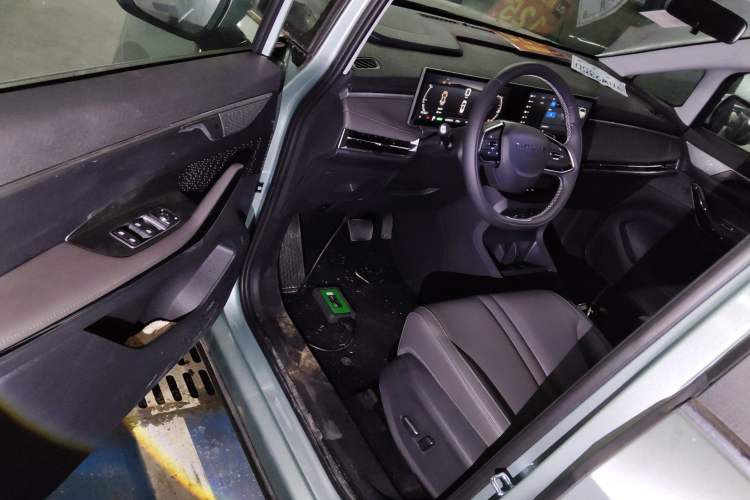 Used SAIC MAXUS Dajia 7 2024 Revised Version Super Hybrid Long-Range Edition Enjoyment Version