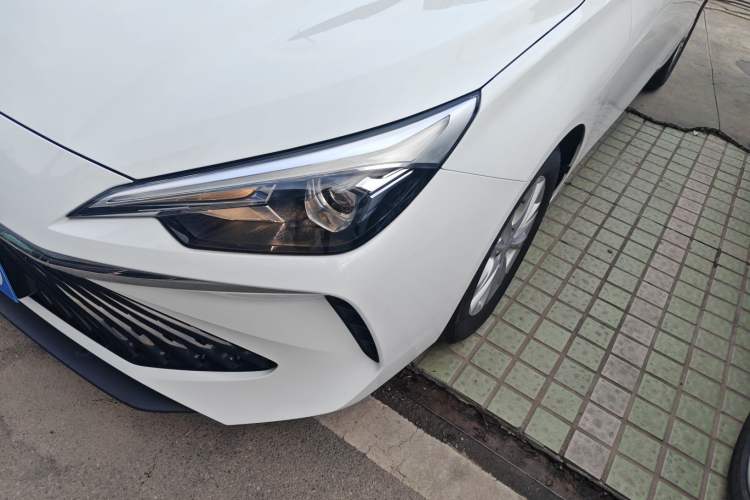 Used Roewe i5 2023 1.5L Manual Comfort Edition
