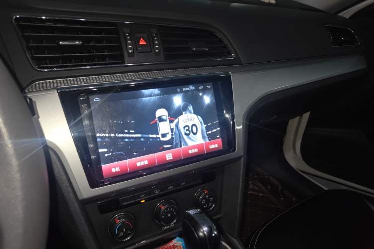 Used Volkswagen Lamando 2017 230TSI DSG Fashion Edition