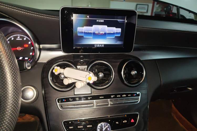 Used Mercedes-Benz C-Class 2016 C 200 L Sport Edition
