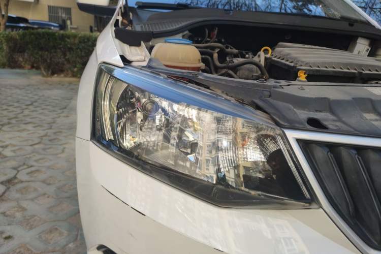 Used Skoda Fabia 2017 1.4L Automatic Car Enjoy Edition
