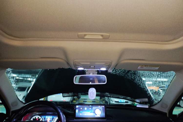 Used Hongqi H5 2019 30TD Dynamic Edition Headliner