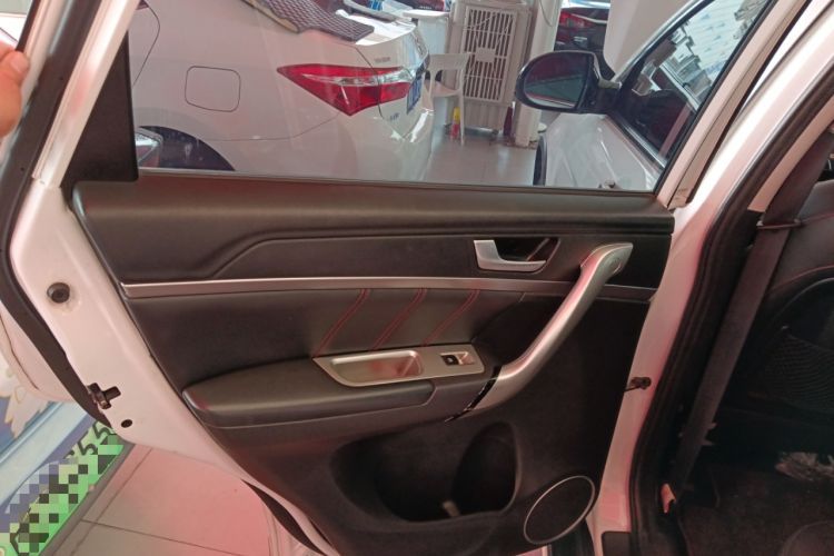 Used Haval H6 2015 Sport Edition 1.5T Automatic Two-Wheel Drive Luxury Model