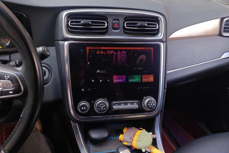 Used Lynk & Co 01 2019 2.0T Two-Wheel-Drive Pro Version China VI Standard
