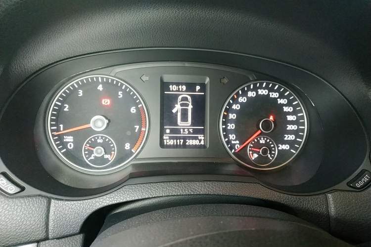 Used Volkswagen Sharan 2014 2.0 TSI Standard Model Instrument Cluster