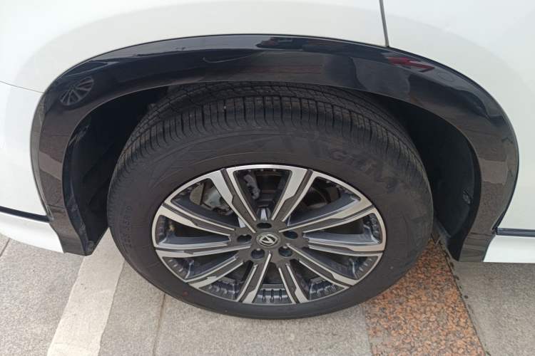 Used Changan CS75 PLUS 2024 3rd Generation Champion Edition 1.5T Intelligent Drive Dynamic Model