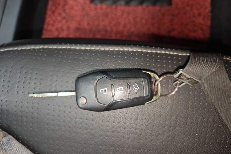 Used Ford Escort 2015 1.5L Automatic Fashion Model Vehicle Key