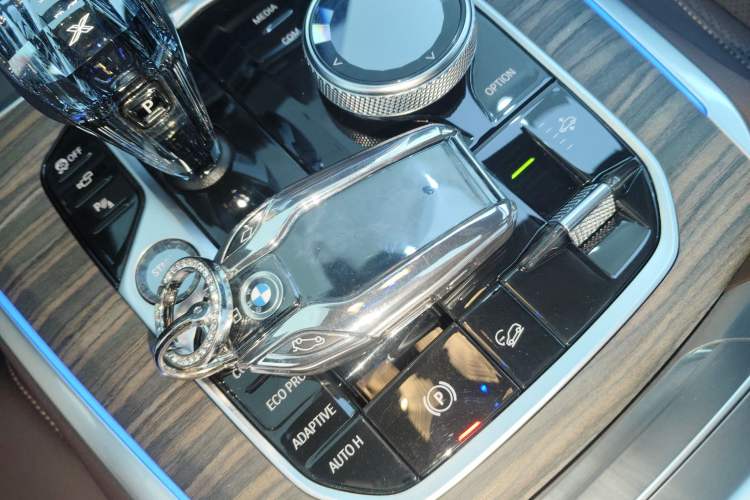 Used BMW X5 2022 xDrive 40Li Luxury Edition M Sport Package Vehicle Key