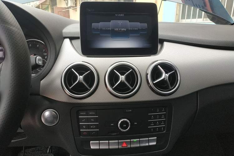 Used Mercedes-Benz B-Class 2018 B 200 Sport Edition