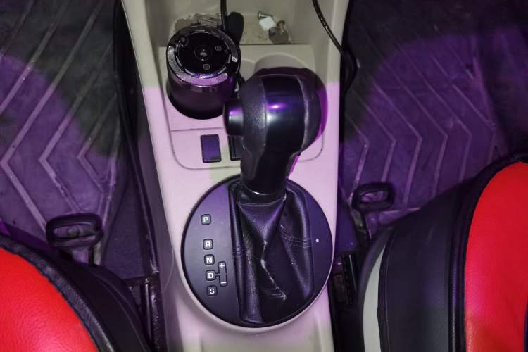 Used Skoda Fabia 2012 1.4L Automatic Crystal Edition
