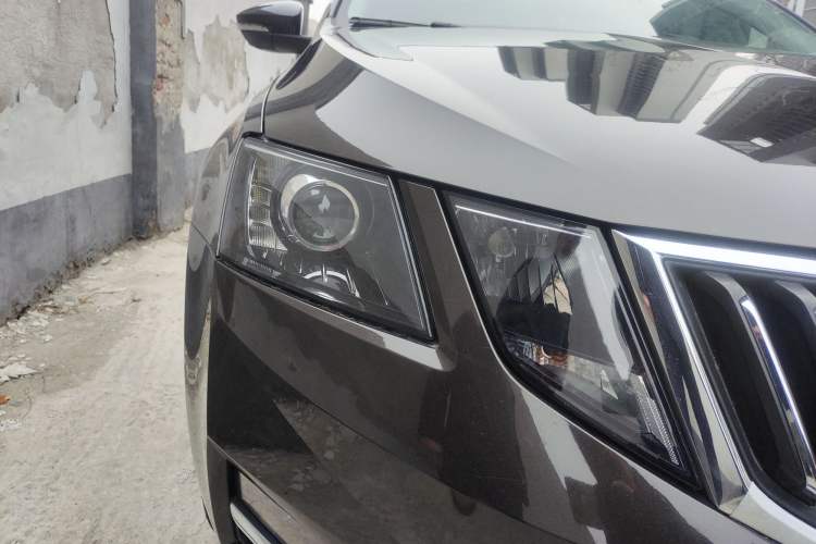 Used Skoda Octavia 2018 TSI230 DSG Luxury Enjoyment Edition