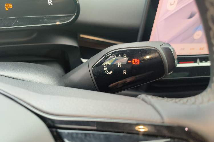 Used Volkswagen ID.UNYX 2024 Pro Long-Range Version