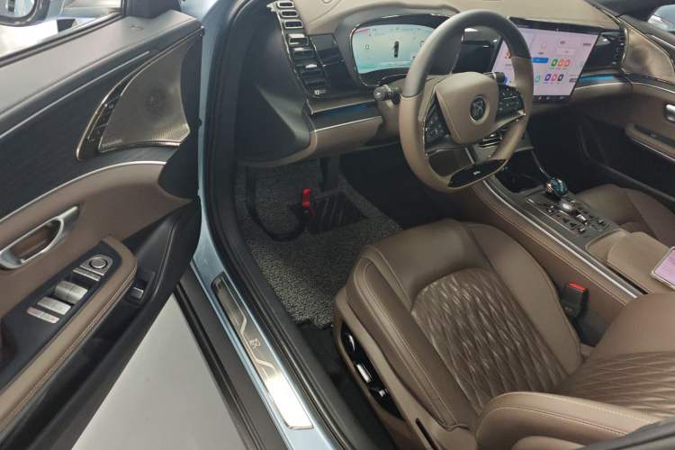 Used BYD Han 2023 DM-i Champion Edition 121KM Prestige Model