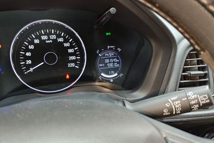 Used Honda Vezel 2022 1.5L CVT Phantom Night Pioneer Edition
