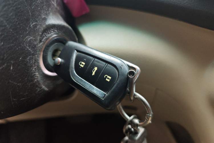 Used Toyota Highlander 2012 2.7L Two-Wheel Drive 7-Seater Elite Edition