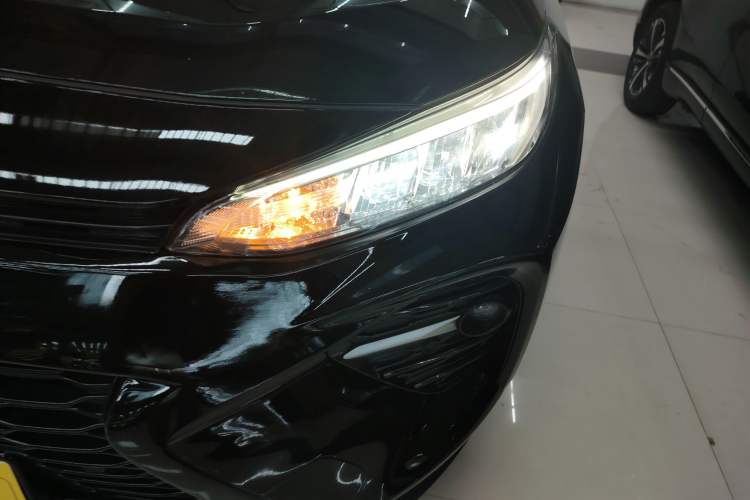 Used Toyota Wildlander 2022 2.0L CVT Two-Wheel Drive Luxury PLUS Edition
