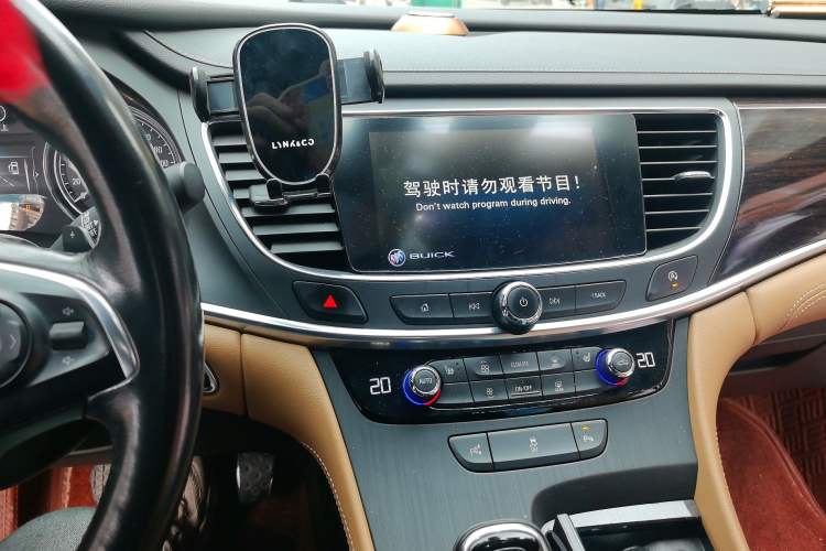 Used Buick LaCrosse 2018 28T Elite Edition
