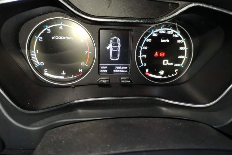 Used Geely Auto Vision X6 2016 1.8L Manual Luxury Model