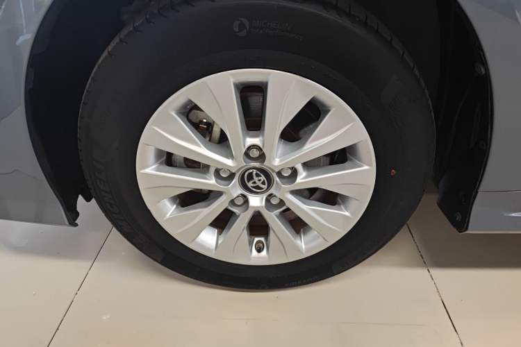 Used Toyota Corolla 2021 Dual-Engine 1.8L E-CVT Pioneer Edition