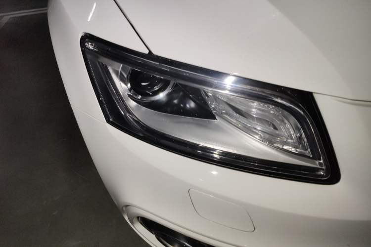 Used Audi Q5 2017 Plus 40 TFSI Ambition Model