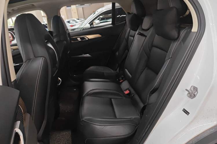 Used Lynk & Co 01 2017 2.0T Two-Wheel-Drive Version