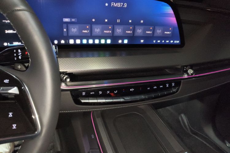 Used Cadillac XT5 2025 Model 2.0T Metropolitan Edition