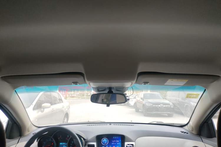 Used Chevrolet Cruze 2015 1.5L Classic SL MT Headliner