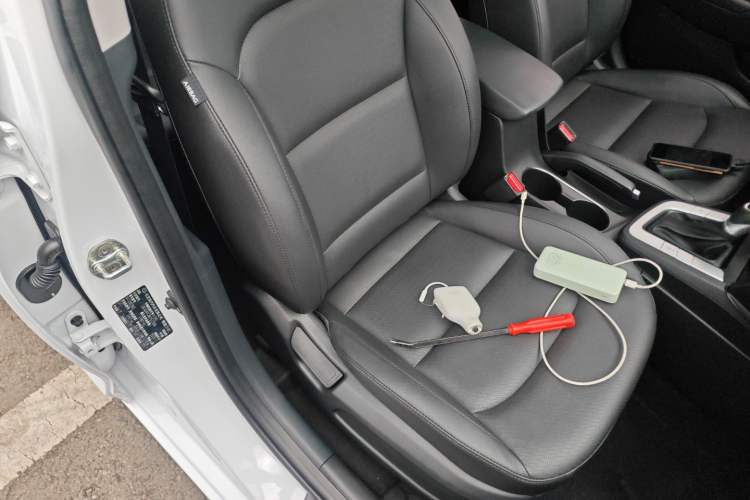 Used Hyundai Elantra (6th Generation / Lingdong) 2019 1.5L CVT ZhiXuan – Elite Version Right Front Seat