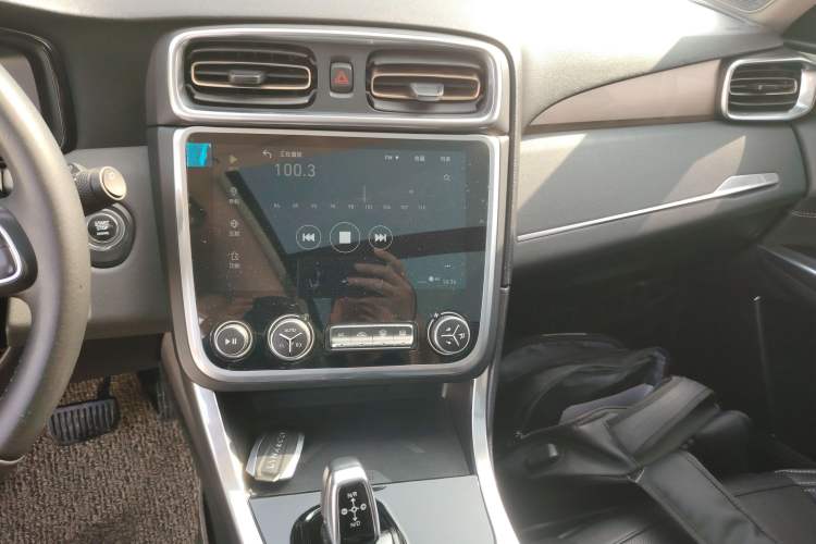 Used Lynk & Co 01 2017 2.0T Two-Wheel Drive Pro Edition
