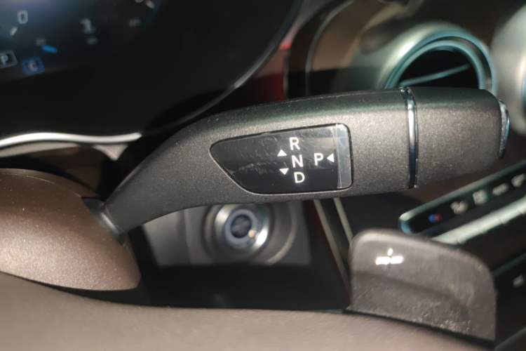 Used Mercedes-Benz GLC 2020 Facelift GLC 260 L 4MATIC Luxury Edition