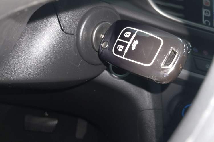 Used Buick GT 2021 Revised Version Flagship 1.5L Automatic Elite Edition Vehicle Key