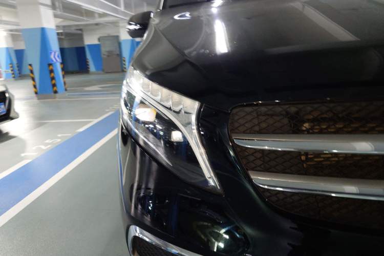 Used Mercedes-Benz V-Class 2021 V 260 Prestige Edition