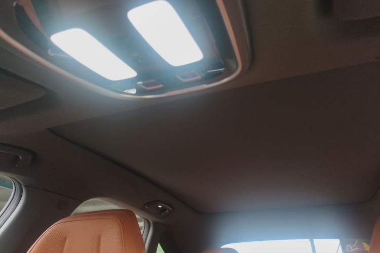 Used Deepal S07 2024 215Max Qiankun Intelligent Driving ADS SE Range-Extended Version
