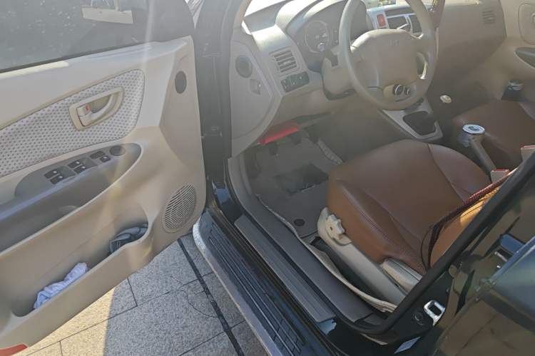 Used Hyundai Tucson 2013 2.0L Manual Two-Wheel Drive Fashion Edition