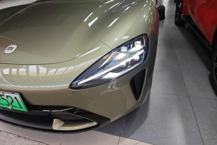 Used Xiaomi Auto SU7 2024 Four-Wheel Drive Ultra-Long Range Advanced Intelligent Driving Max Edition