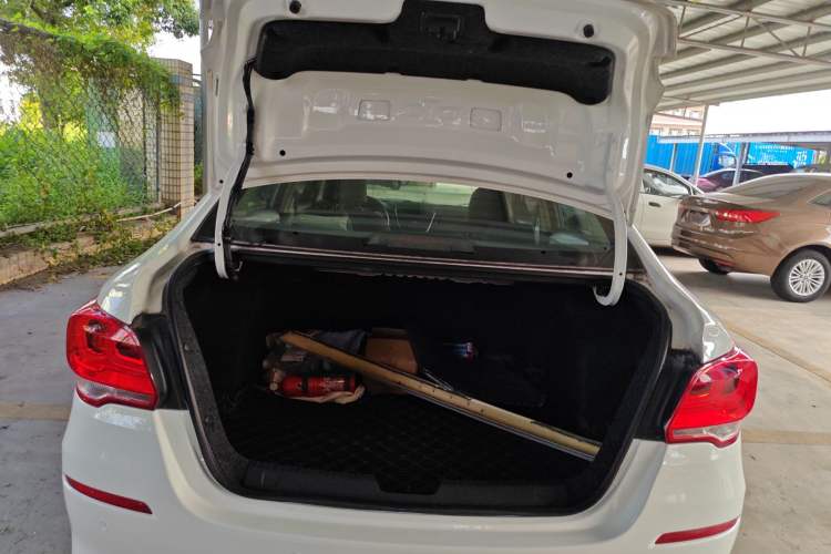 Used Chevrolet Cavalier 2019 320 Automatic Enjoyment with Sunroof