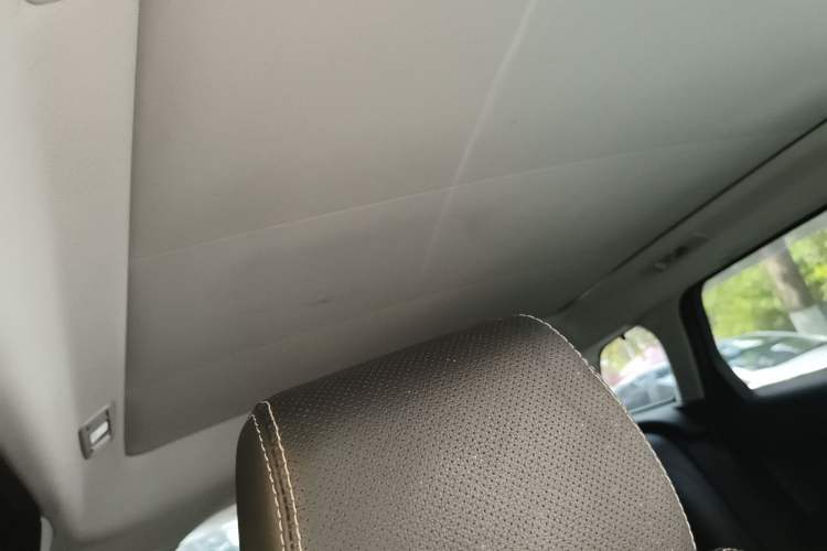 Used Land Rover Range Evoque 2014 2.0T 5-Door Ignite Edition
