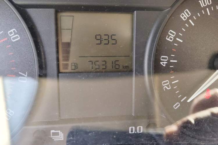 Used Skoda Fabia 2012 1.4L Manual Crystal Edition