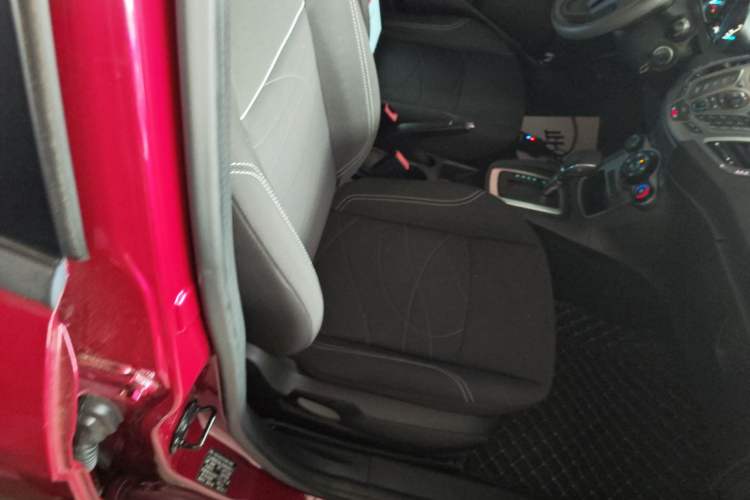 Used Ford Fiesta 2013 Hatchback 1.5L Automatic Fashion Edition