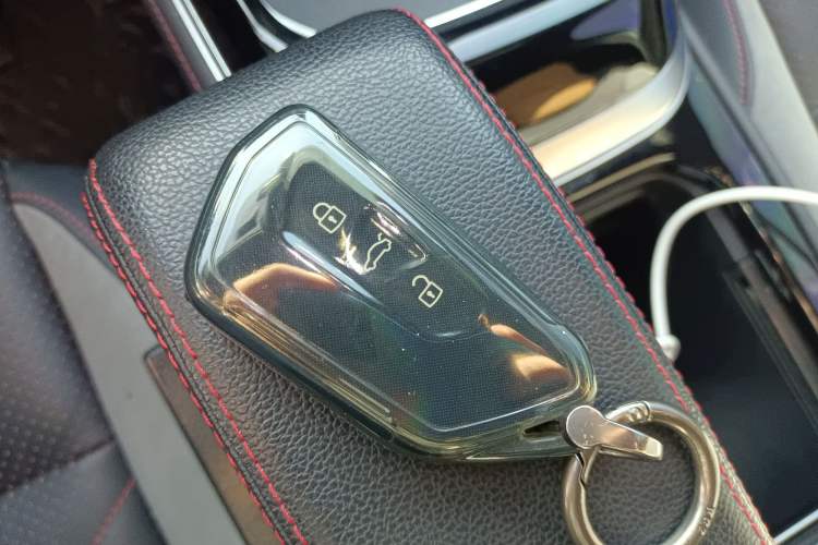 Used Volkswagen ID.4 CROZZ 2022 High-Performance PRIME Edition Vehicle Key