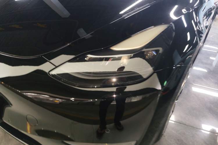 Used Tesla Model Y 2021 Standard Range Rear-Wheel Drive Version