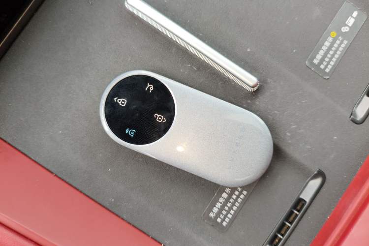 Used Hima Luxeed R7 2024 All-Electric 736 km Ultra