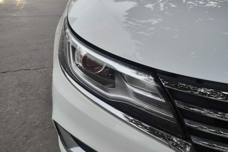 Used Roewe i6 2019 PLUS 1.6L CVT 4G Connected Flagship Deluxe Edition