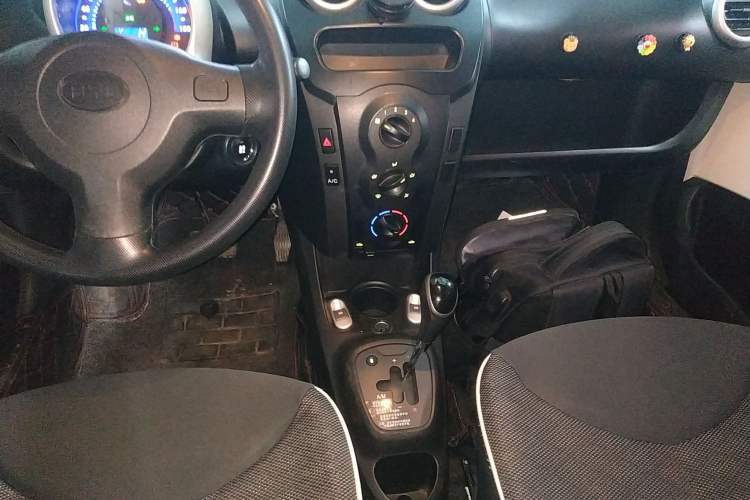 Used BYD F0 2015 1.0L AMT XuanKu Model Gear Lever