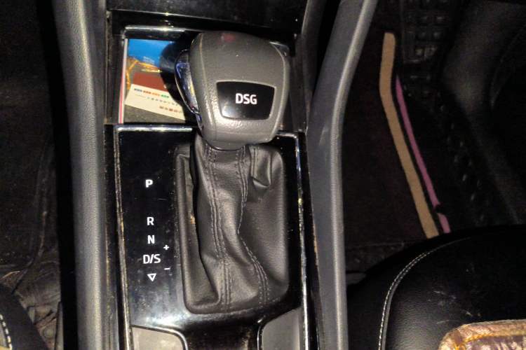 Used Skoda Kodiaq 2017 TSI330 5-seat Two-Wheel Drive Comfort Edition Gear Lever