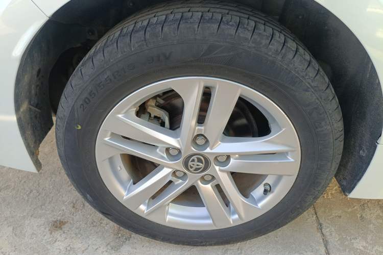 Used Toyota Levin 2022 Dual-Motor 1.8H E-CVT Progressive Edition
